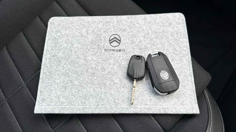 Citroen C3 83kW Max 44kWh 5dr Auto Electric Hatchback